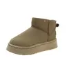 Botas de nieve de suela gruesa para mujer con una sensación suave y acolchada, populares en el invierno de 2026, con forro polar añadido y grosor extra para abrigar, adecuadas para mujeres embarazadas, zapatos grandes de algodón, mocasines