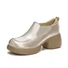 Zapatos Pequeños de Cuero Versátiles de Suela Gruesa para Mujer 2026 Otoño Nuevos Mocasines de Estilo Británico Retro Slip-ons Zapatos de Una Sola Pieza que Aumentan la Altura