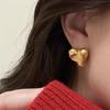 Pendientes de metal mate irregulares retro franceses con forma de corazón para mujer, elegantes, sencillos y distintivos.