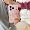Caballo mecedor magnético divertido Manzana 17Promax Funda para teléfono móvil Adecuado para 15Pro Magnético Doble Capa 16Pro14