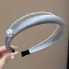Diadema Retro Francesa Suave de Perlas en Capas Dobles, Diseño de Nicho de Alta Gama Estilo Hepburn, Accesorio para el Cabello Simple, Dulce y Versátil
