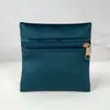 Bolsa de terciopelo portátil con cremallera de suministro directo para empaque de joyas, anillos y accesorios, bolsa de almacenamiento de terciopelo de doble cara