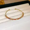 Pulseira Redonda de Aço Titânio Totalmente Cravejada em Diamante Estilo Francês, Pulseira Simples e Fashion de Luxo Leve, Senso de Design, Joia Versátil e Única para Públicos de Nicho