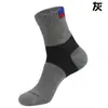 Venta al por mayor del fabricante Calcetines de bádminton Calcetines deportivos para hombre Antideslizantes Niños Tenis Ping Pong Fondo de rizo engrosado
