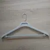 Percha de Plástico de Media Barra de Fábrica para Ropa 43cm [Percha de 17 pulgadas 43cm] Percha