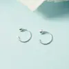 Pendientes de botón de perlas pequeñas estilo coreano dz para mujer, cuentas luminosas, simples, clips para orejas de nicho, exquisitos, para uso diario, temperamento retro, joyería para orejas, disponibles para venta al por mayor