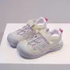 Sandalias Deportivas Cerradas de Malla Individual para Niñas, Zapatos de Marco Hueco para Niños, Zapatos de Playa Antideslizantes Verano 2026
