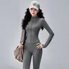 Conjunto deportivo profesional de Pilates para mujer, chaqueta ajustada de cuello alto, pantalones de dos piezas simulados, conjunto de yoga de cintura alta para mujer, conjunto de tres piezas