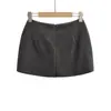 Falda Corta de Estilo Nuevo para Otoño e Invierno para Mujer, de Cintura Baja, que se Ajusta a la Cadera, Anti-Exposición, con un Elegante Diseño de Doble Botonadura, Estilo Hot Girl, y Elegante Falda Larga de Lana