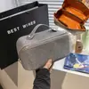 Bolsa de Cosméticos de Alta Gama al por Mayor, Nuevo Diseño de Bolsa de Almacenamiento con Lentejuelas Finas Anti-Salpicaduras de Gran Capacidad, Neceser para Viajes y Uso Diario