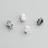 S925 Sterling Silver Thai Silver Vintage Pequena Flor Bead DIY Handmade Frisado Corda Pulseira Flor Roda Bead Acessórios