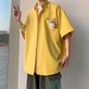 Camisa de manga curta estilo Hong Kong masculina estilo coreano moderna estilo boyfriend camisa bonita casual bolso camisa de manga curta decorativa cardigã