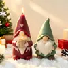 Molde de resina para arranjo de flores de gnomo de desenho animado de Natal, molde de silicone para vela de gesso perfumada de elfo sem rosto usando chapéu DIY