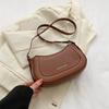 Bolsa quadrada pequena de design de nicho nova para o início da primavera de 2024 bolsa feminina moda retrô bolsa carteiro simples moderna bolsa de ombro