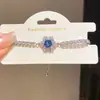 Pulsera con Colgante de Flor Redonda de Zirconia Moda Lujo Ligero Exquisita Versátil Nicho Joyería de Mano de Gama Alta Mujeres