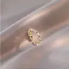 Anillo de Zirconia para Mujer, Lujo Ligero, Sensación de Alta Gama, Diseño Abierto Único, Anillo para Dedo Índice, Nuevo Anillo Popular de Nicho 2026