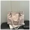 Bolsa Feminina Moda Transfronteiriça 2026 Novo Estilo Versátil para o Dia a Dia com Toque de Alta Qualidade, Corrente de Pérolas, Grande Capacidade, Bolsa de Ombro Tote Casual