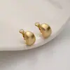 Los Pendientes Cepillados Mate Son Simples y Versátiles, Pendientes de Diseño Único Que Se Pueden Usar para el Viaje Diario y el Uso al Aire Libre. Se Pueden Vender al Por Mayor