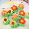 Muñeca de Felpa de Girasol de Dibujos Animados Espejo de Maquillaje Lindo Bolso para Salidas de Primavera Accesorio Llavero Colgante para el Día del Niño