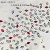Alta calidad 1:1 Mismo estilo que los diamantes de imitación biselados alternativos Shi Jia para arte de uñas, diamante de corazón de gota de agua rombo diamante de gota de agua diamante de arte de uñas de fondo plano