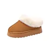 Botas de Neve com Pelo de Inverno Femininas Sola Grossa Botas Curtas Roupa Externa Algodão Quente Slip-on Botas Preguiçosas