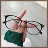 Óculos de miopia ultra leves marrons femininos estilo coreano moderno famosos na internet estilo ins armação pequena para rosto liso para olhos pode ser equipado com grau