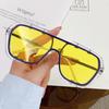 Gafas de sol de estilo coreano con montura grande para celebridades cibernéticas, para hombres y mujeres, pequeñas gafas de sol rojas con diseño de libro grande para adelgazar la cara, gafas de sol modernas para conducir.