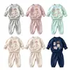 Conjunto lindo de gatito estilo coreano para primavera y otoño para niñas, sudadera de cuello redondo y pantalones jogger elásticos, conjunto de dos piezas versátil