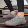 Nuevos zapatos de hombre de horma ancha, zapatos de mujer para caminar, zapatos de punta ancha, transpirables, suela suave, para pareja, tejido fly, zapatos deportivos para conducir