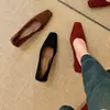 Zapatos de Tacón Alto Cuadrados Estilo Francés en Color Rojo Vino de Noche para Mujer, Nuevos Zapatos Elegantes de Oficina para Commuter Otoño e Invierno 2025