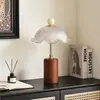 Lámpara de Escritorio de Madera Maciza Lámpara de Mesita de Noche para Dormitorio Estilo Retro Francés Vintage Lámpara de Ambiente Lámpara Eterna de Boda un Par Regalo Cálido para el Hogar