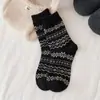 Meias de Lã Retro Fair Isle com Flocos de Neve para Outono e Inverno para Mulheres, Meias de Cano Médio, Meias Longas da Moda, Engrossadas, Quentes, Versáteis