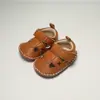 Pronta Entrega Atacado Bebê Menino Respirável Antiderrapante Solado Macio Superfície Macia Sapatos de Bebê Sandálias Estilo Britânico Bebê Criança