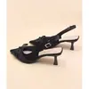 Elegantes Zapatos Profesionales Retro, Populares Estilo Británico Suela Blanda Tacones de Aguja 2026 para Mujer, Punta Fina, Adecuados para Personas Petitas