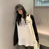 Camiseta de Manga Larga con Empalme de Color Contrastante Estilo Americano Perezoso para Mujer Nueva Temporada Primavera y Otoño 2025 Top Casual Versátil Holgado
