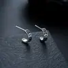 Brincos Cluster de Diamante Cheio de Novo Estilo Transfronteiriços para Homens, Modernos e Versáteis, Brincos de Flor de Íris em Forma de Cruz de Alto Padrão para Mulheres