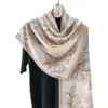 Lenço Estampado com Padrão Retrô Artístico para Mulheres, Estilo Coreano, Roupa de Viagem Moderna e Personalizada, Lenço Longo, Xale de Proteção Solar