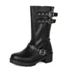 Botas femininas de comércio exterior transfronteiriço 2026, de cano médio, bico redondo, salto grosso, tamanhos grandes 34-45, salto médio, fivela de cinto, botas de cano médio estilo cavaleiro