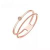 Empurrão de Parede do Lojista ~ Super Branco Anel de Banho de Ouro Rosa Mulheres ins Light Luxury High Feeling Requintado Zircon Simples Anel