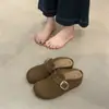 Zapatos Mocasines Retro Marrones Pequeños Slip-On con Suelas Gruesas que Aumentan la Altura y Medias Chanclas Birkenstock que Aumentan la Altura para Mujer