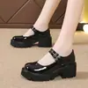 2026 Novos Sapatos Femininos de Couro Versáteis para Primavera e Outono, Salto Grosso, Estilo Francês, Sola Grossa, Bico Quadrado, Uma Fivela, Estilo Britânico
