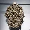 Camisa de Manga Curta com Estampa de Leopardo Estilo Streetwear Retro Americano para Homens e Mulheres, Fina de Verão, Cool Rebelde, Camisa Cardigan Solta