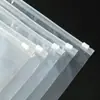 Bolsa de empaque con cremallera transparente personalizada, bolsa de plástico autosellante, bolsa con cremallera para ropa, bolsa esmerilada con logotipo impreso en el lugar