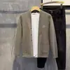 Suéter cárdigan casual de punto suelto para hombre con cuello en V, manga larga, nuevo color liso 2026, moda de primavera moderna
