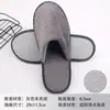 Pantuflas desechables de algodón y lino con base antideslizante para hotel Artículos de tocador desechables para hotel Personalización de pantuflas desechables para casa de huéspedes