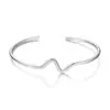 2024 Nuevo Pulsera de Apertura de Onda de Viento Europea y Americana Transfronteriza de Amazon Fiesta Fiesta Joyería de Moda Regalo de Vacaciones