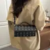 Bolso Pequeño Cuadrado de Moda de Aspecto Elegante para Mujer 2025 Nuevo Retro Color Contrastante Cadena Bolso de Hombro Cruzado para Mujer Changchun