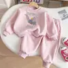 Nuevo Conjunto de Sudadera con Capucha de Manga Larga y Pantalones Casuales Estilo Coreano Elegante con Bordado de Elefantito Lindo para Primavera/Otoño para Niños y Niñas