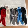 Gorro pasamontañas de lana roja de alta calidad para mujer, sombrero de lana tejido cálido de invierno y bufanda en una sola pieza