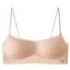 Nuevo sujetador invisible fino sin costuras de verano para mujer, con tirantes finos, diseño antideslizante y un hermoso diseño en la espalda